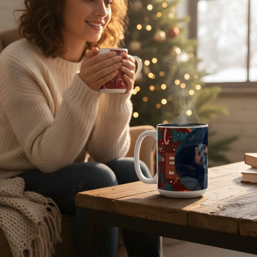 Red Christmas Mug with Custom Photo Festive Tweekleurige Koffiemok