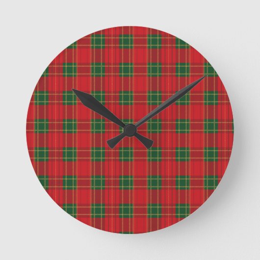 Red Christmas Plaid Pattern | Cozy Holiday Design  Ronde Klok (Voorkant)