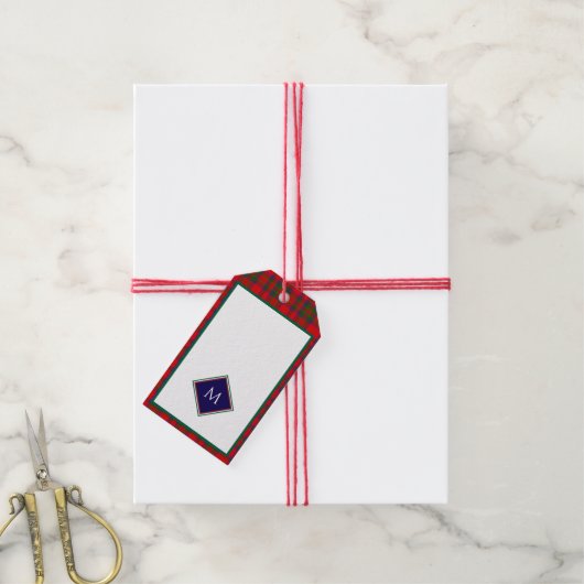 Red Christmas Wool Texture Plaid with Monogram Cadeaulabel (Met Touw)