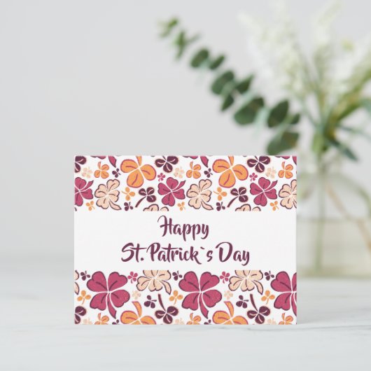 Red Clover Shamrock Pattern St. Patrick's Day Briefkaart (Staand voorkant)
