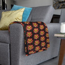 Red Collarette Dahlia Floral Pattern on Black Fleece Deken