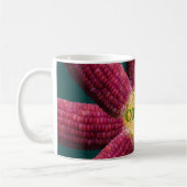 Red Corn Pattern Koffiemok (Links)