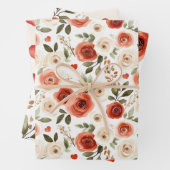 Red Cream Hearts and Flowers Vrijgezellenfeest Inpakpapier Vel (In situ)