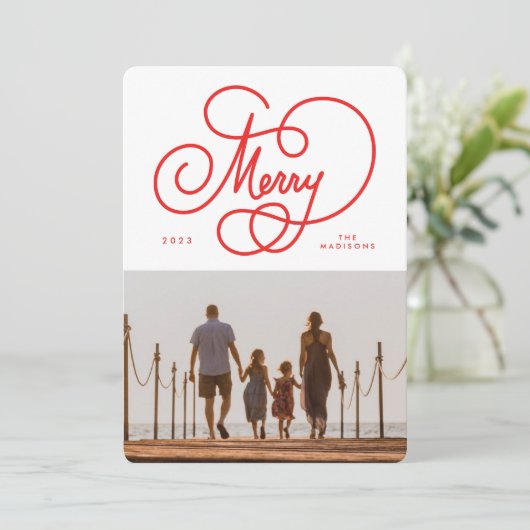 Red Cursive Colorful Merry Flourish Photo Feestdagenkaart (Staand voorkant)