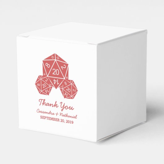 Red D20 Dice Wedding Favor Boxes Bedankdoosjes (Voorkant Zijde)
