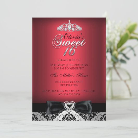 Red Damask & Bow Sweet Sixteen Uitnodiging (Staand voorkant)