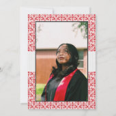 Red Damask Pattern Foto Afstuderen Invitation Kaart (Achterkant)