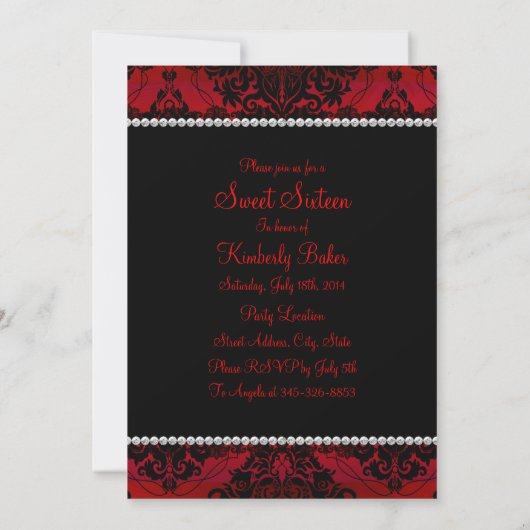 Red Damask & Tiara Sweet Sixteen Invite Kaart (Achterkant)