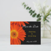 red de date , gerbera daisy aankondigingskaart (Staand voorkant)