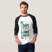 Red de planeet, het is de enige met pizza t-shirt (Voorkant volledig)