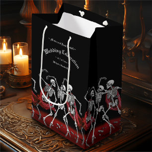 Red Death Dancing Skeletten Gotische bruiloft Medium Cadeauzakje