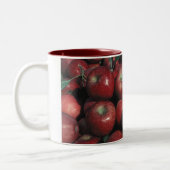Red Delicious Apple Crop Tweekleurige Koffiemok (Links)