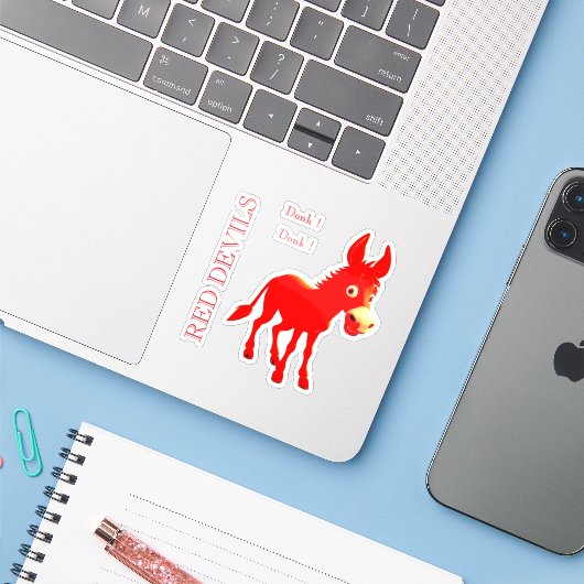 RED DEVILS STICKER (Laptop met iPhone)