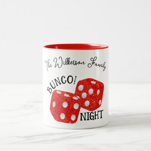 Red Dice Bunco Night Aangepaste naam Tweekleurige Koffiemok (Center)
