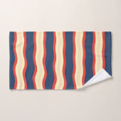 Red DK Blue Wavy Creme Bad Handdoek (Handdoek)