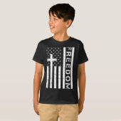 Red Dom American Flag And Cross Faith Family Dom  T-shirt (Voorkant volledig)