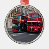 Red Double Decker Buses Metalen Ornament (Voorkant)
