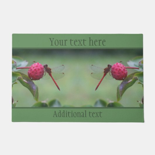 Red Dragonfly on Dogwood Fruit Personated Deurmat (Voorkant)