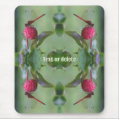 Red Dragonfly on Dogwood Fruit Personated Muismat (Voorkant)