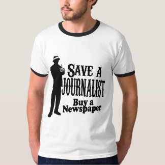 red een journalist koopt een krant t-shirt