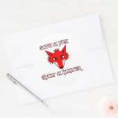 Red een vos - schiet een jager ronde sticker (Envelop)