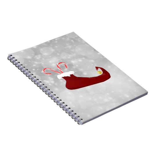 Red Elf Shoe met snoepjes op Bokeh-achtergrond Notitieboek (Rechterzijde)