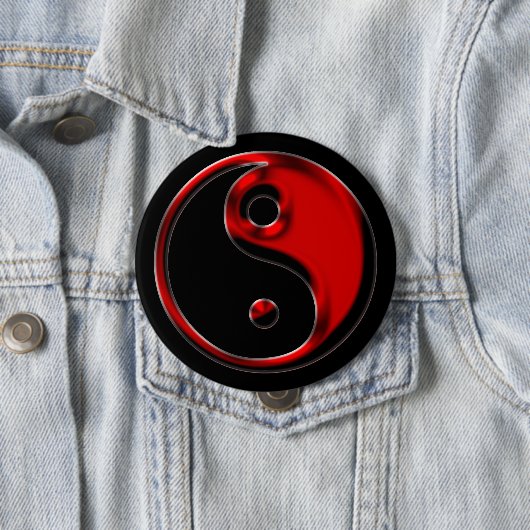 Red en Black Yin Yang Button (In situ)