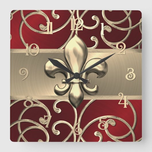 Red en Gold Filigree Swirls Fleur de Lis Vierkante Klok (Voorkant)
