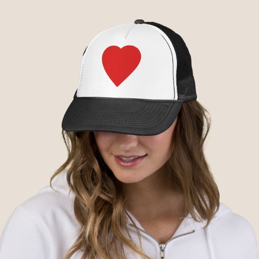 Red en White Love Heart Design. Trucker Pet (In situ)