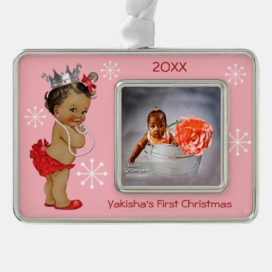 Red Ethnic Prinses Baby First Kerstfoto Verzilverd Omlijst Ornament (Voorkant)