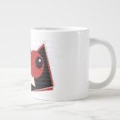 Red Eye die extra grote Mok bekijkt (Rechts)