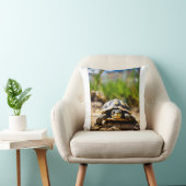 Red-Eyed Grin: De lachschildpad Kussen (Stoel)
