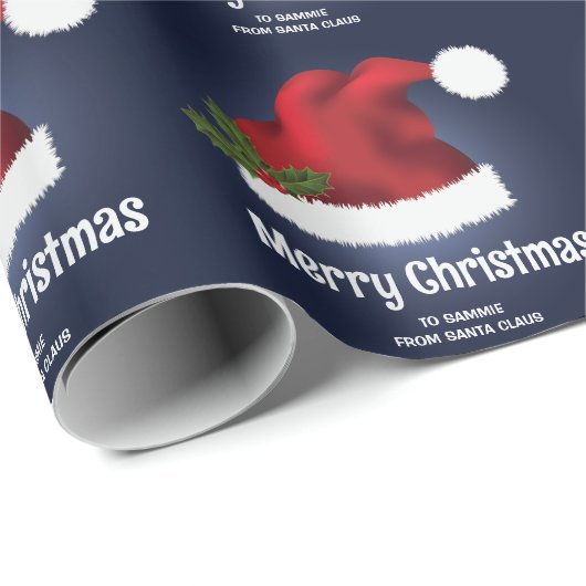 Red Festive Santa Hat op blauw met aangepaste teks Cadeaupapier (Rol Hoek)