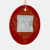 Red Filigree Family Photo Ornament (Rechts)