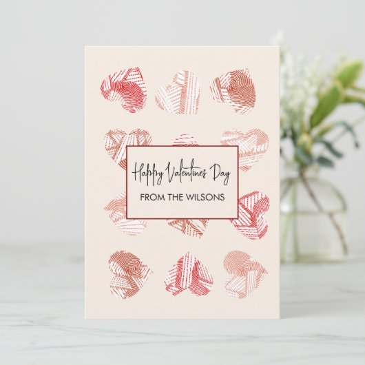 Red Fingerprint Pattern Valentines Day Feestdagenkaart (Staand voorkant)