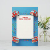 Red Firetrucks Gepersonaliseerd naam Mitzvah Notes Briefpapier (Staand voorkant)