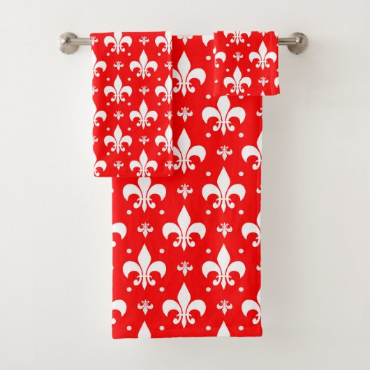 Red Fleur-de-lis Pattern Design Bad Handdoek (Insitu)