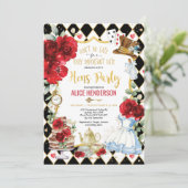 Red Floral Alice in Wonderland Hens Tea Party Kaart (Staand voorkant)