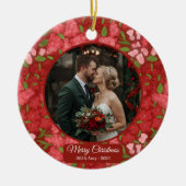 Red Floral Holiday Personalized Photo  Keramisch Ornament (Voorkant)