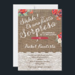 Red Floral Surprise Party nodigt Spaans uit Kaart<br><div class="desc">Verrassende Birthday Party nodigt Prints uit in het Spaans voor een vrouw met een achtergrond met een inbrekend effect en met een littekenbloem.</div>