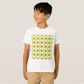 Red Floral Vine Pattern on Light Green T-shirt (Voorkant volledig)
