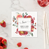 Red Flower Bouquet met Swirling Love Typografie Servet (Insitu)