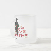 Red Focus Believe Breathe Matglas Koffiemok (Voorkant links)