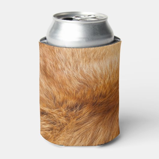 Red Fox Fur: getextureerde achtergrond. Blikjeskoeler (Blikje Voorkant)