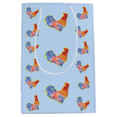 Red Funny Rooster Cocrek Blue and White Spots Medium Cadeauzakje (Voorkant)