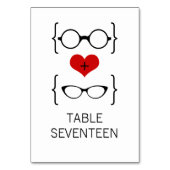 Red Geeky Glasses Wedding Table Kaart (Achterkant)