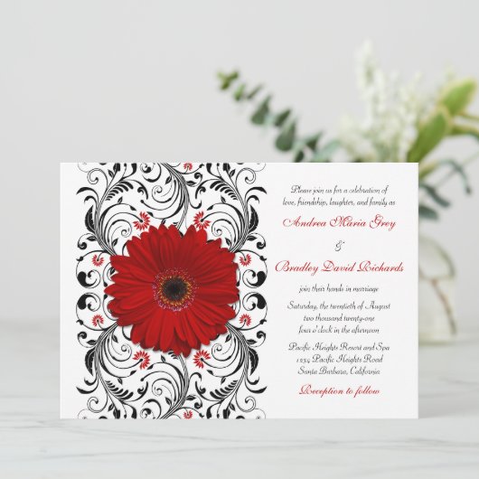 Red Gerber Daisy Black Floral Wedding Invitation Kaart (Staand voorkant)