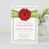 Red Gerber Daisy Green Ribbon Wedding Invitation Kaart (Staand voorkant)