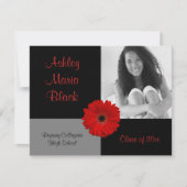 Red Gerbera Daisy Photo Afstuderen Invitation Kaart (Voorkant)