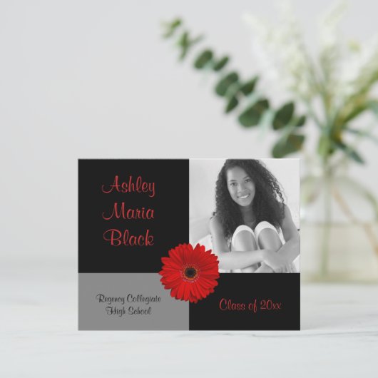 Red Gerbera Daisy Photo Afstuderen Invitation Kaart (Staand voorkant)